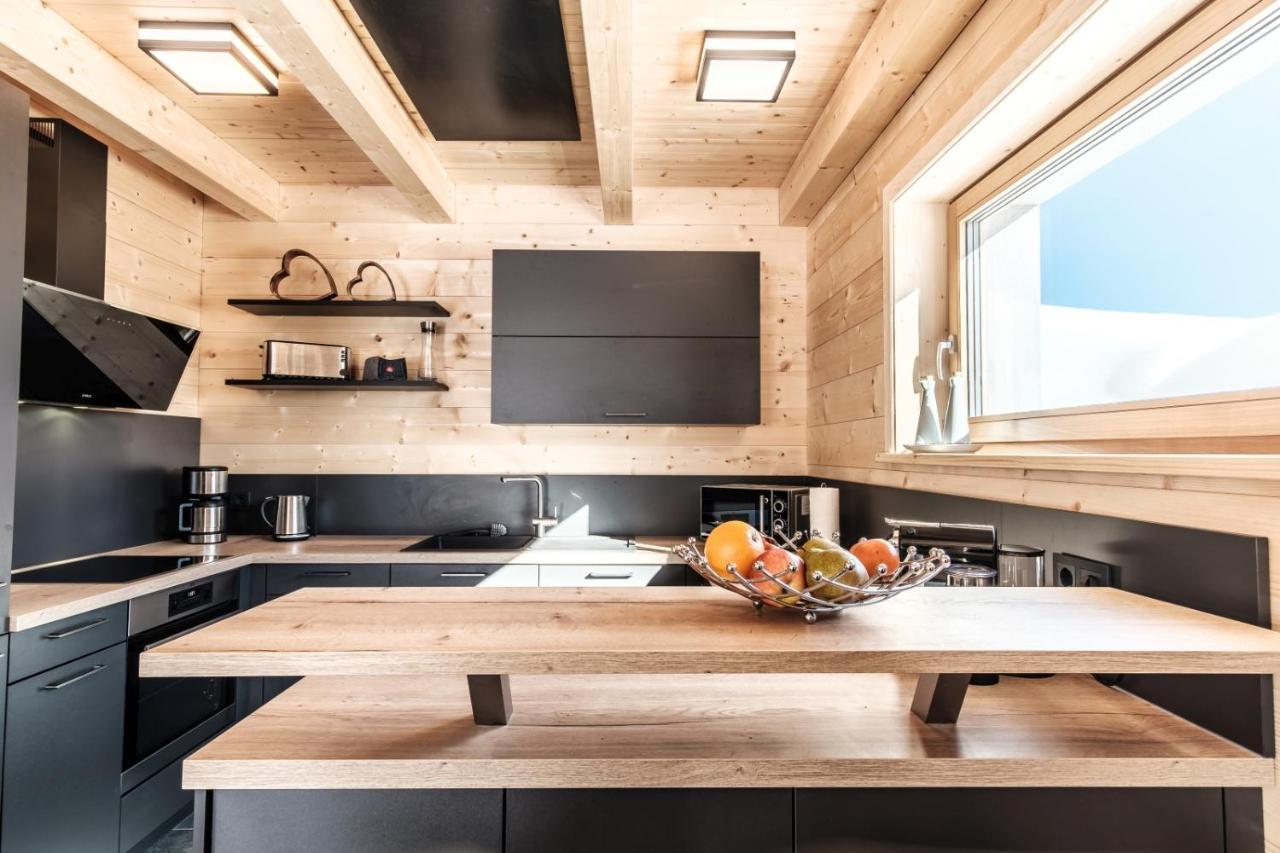 Heidi Chalets Falkert Heidialm - Chalets Bergwinter Patergassen ภายนอก รูปภาพ